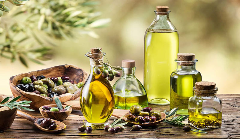 Stop the presses…most olive oil is fake! Here’s how to tell…