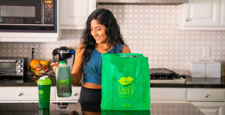 How To Save $4000 On Green Drink & Cleanses—And Feel Like A Million Bucks
